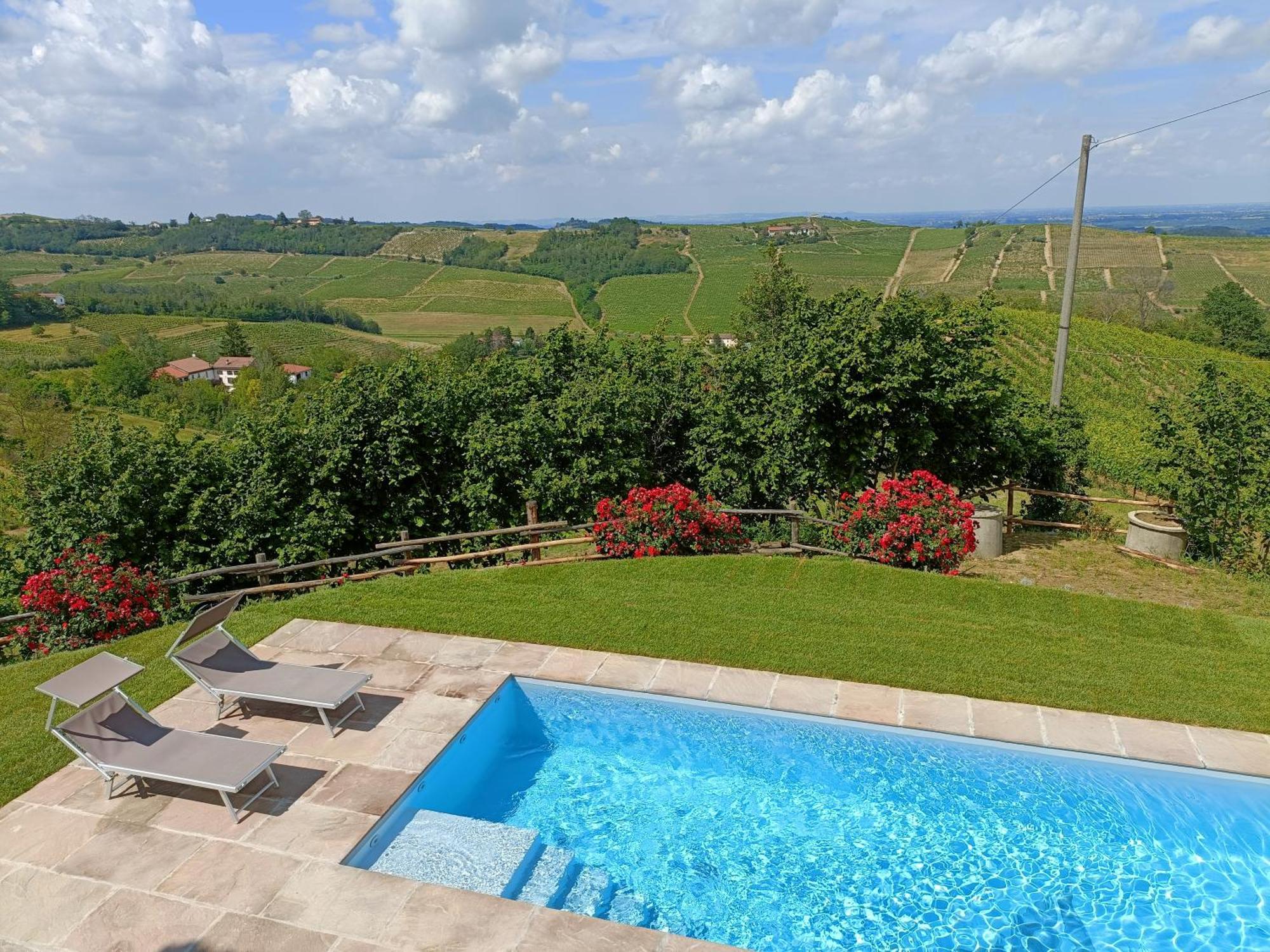 Cascina Valtignosa Camere Con Vigna Cassine Bagian luar foto