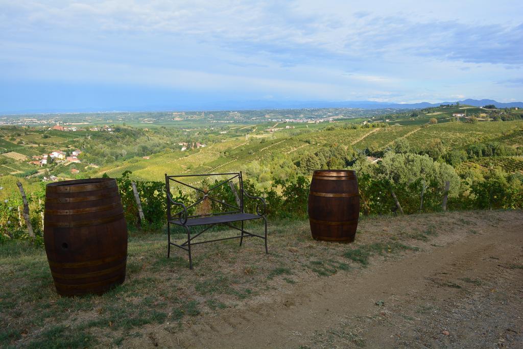 Cascina Valtignosa Camere Con Vigna Cassine Bagian luar foto