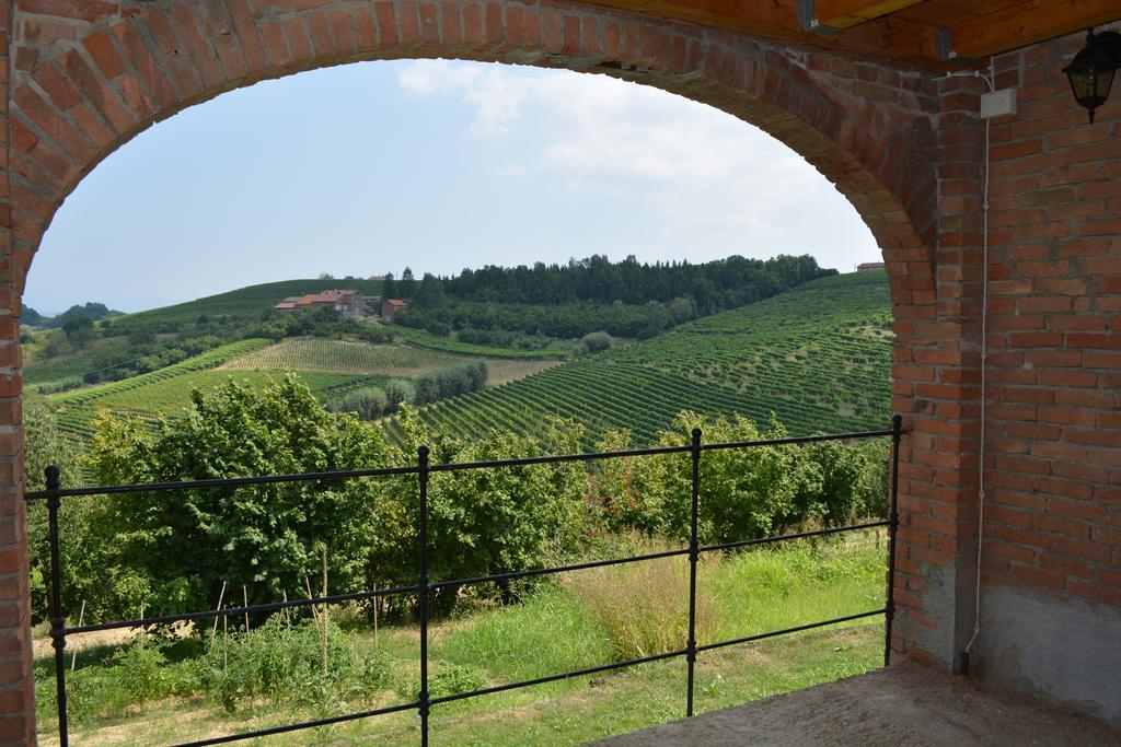 Cascina Valtignosa Camere Con Vigna Cassine Bagian luar foto