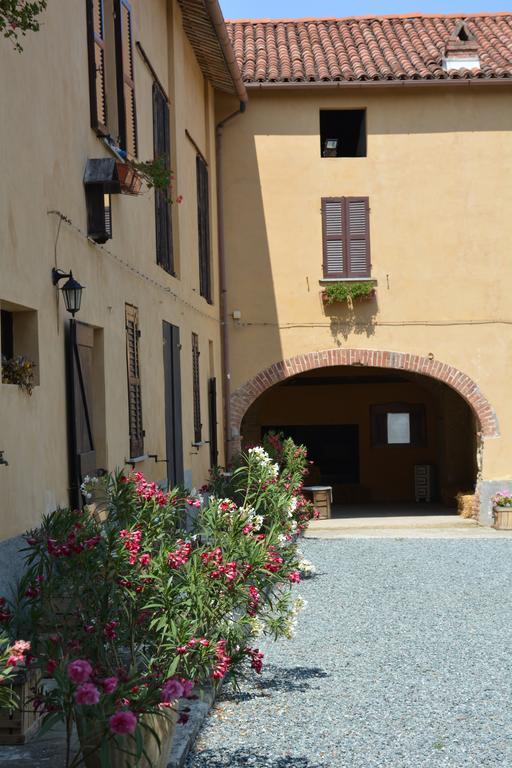 Cascina Valtignosa Camere Con Vigna Cassine Bagian luar foto