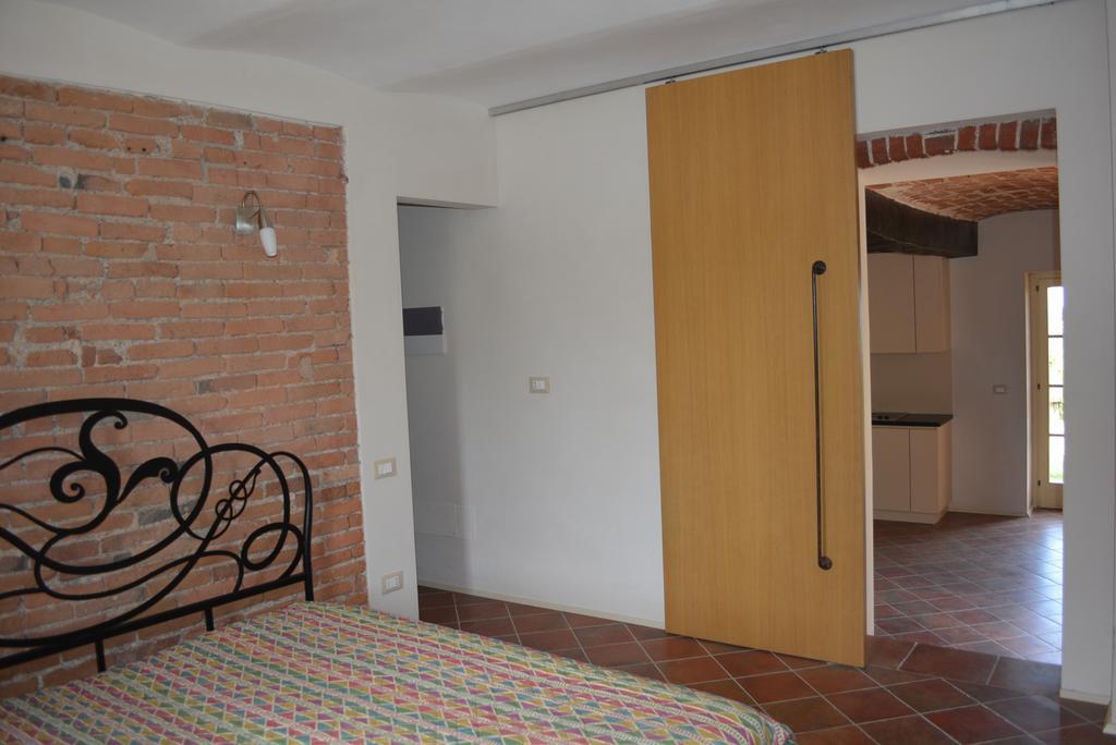 Cascina Valtignosa Camere Con Vigna Cassine Bagian luar foto